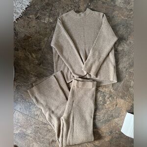 NWOT Abercrombie x Kathleen Post Cozy Ribbed Knit Sweater and Pants Set
